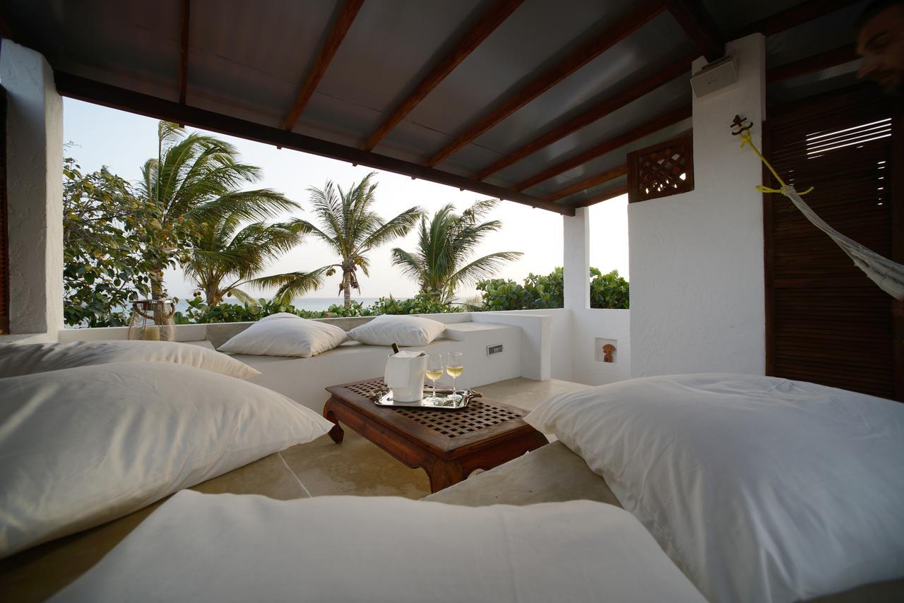 Posada Caracol Эль-Роке Экстерьер фото